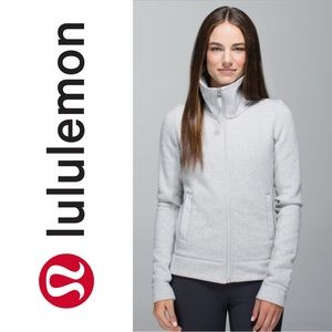 Lululemon 🤍 | En Route Heather Grey Jacket
